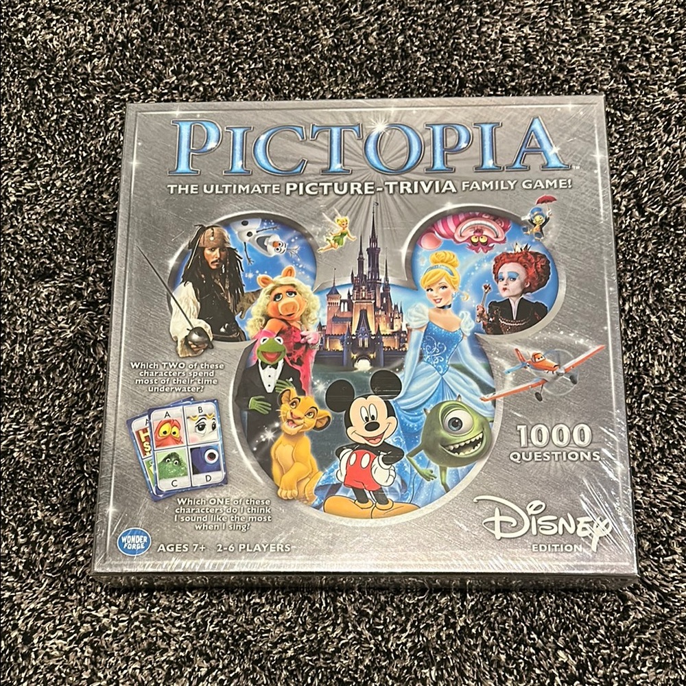 Disney Pictopia Board Game